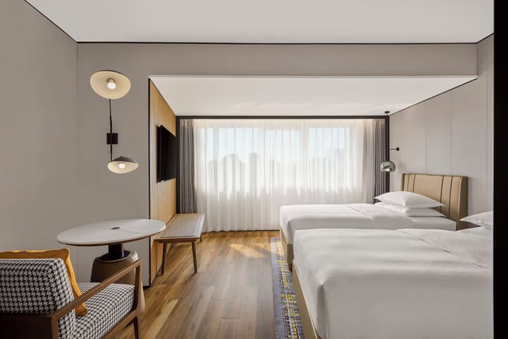 Sheraton Chengdu Lido Hotel