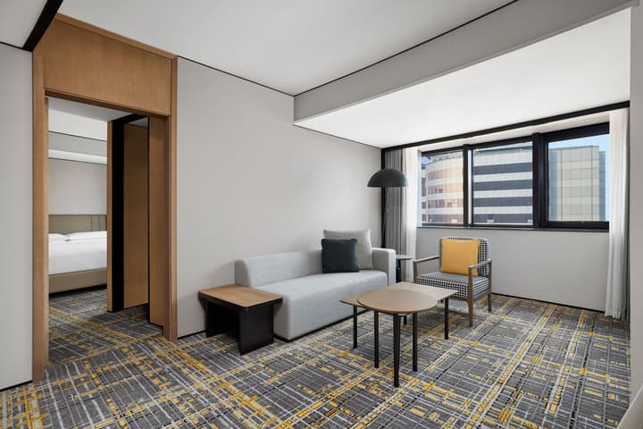 Sheraton Chengdu Lido Hotel