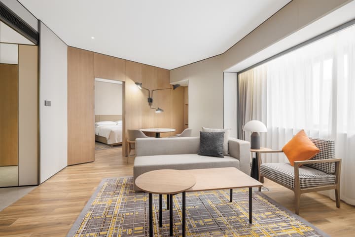 Sheraton Chengdu Lido Hotel
