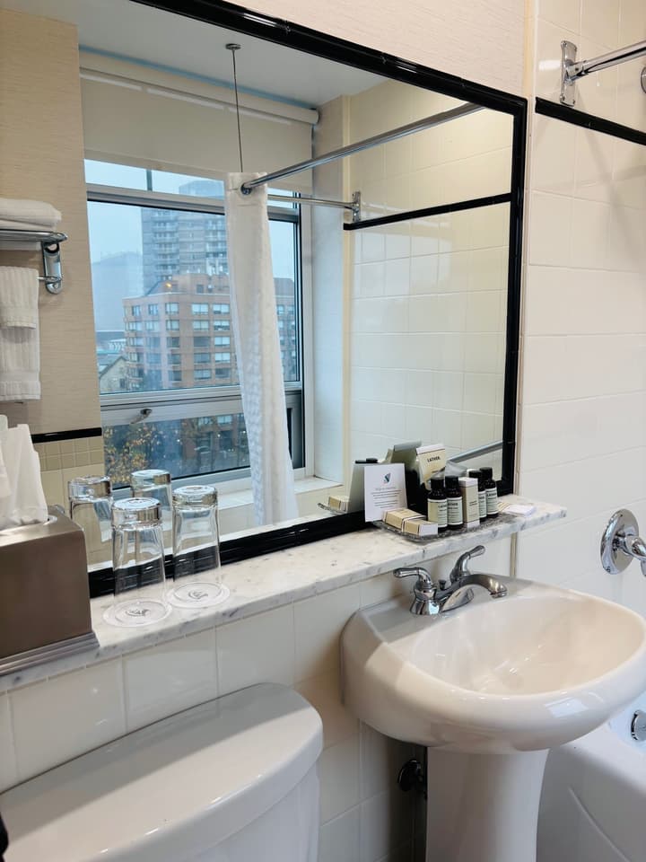 The Lord Nelson Hotel & Suites