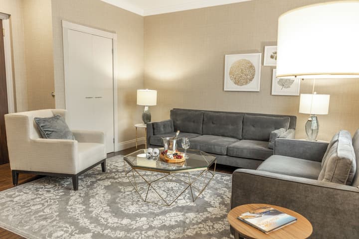 The Lord Nelson Hotel & Suites