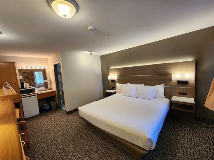 Days Inn & Conference Centre by Wyndham Penticton