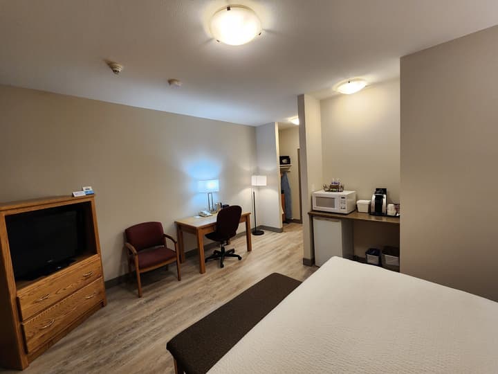 Days Inn & Conference Centre by Wyndham Penticton
