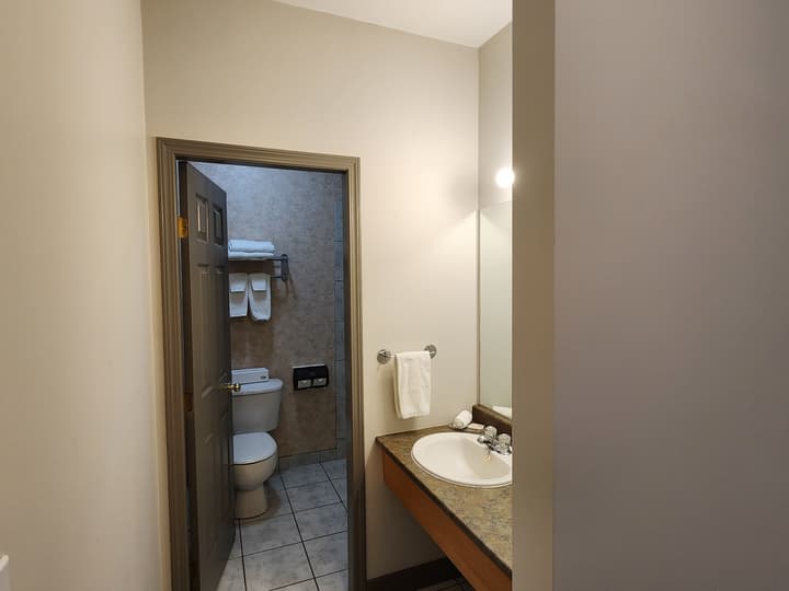 Days Inn & Conference Centre by Wyndham Penticton