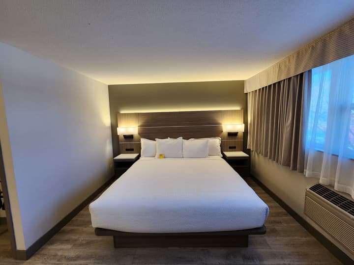 Days Inn & Conference Centre by Wyndham Penticton