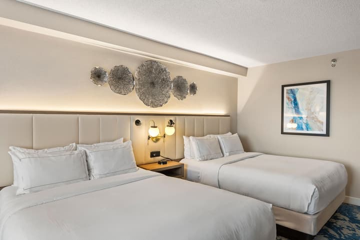 Hilton Niagara Falls/Fallsview Hotel & Suites