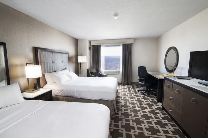 Hilton Niagara Falls/Fallsview Hotel & Suites
