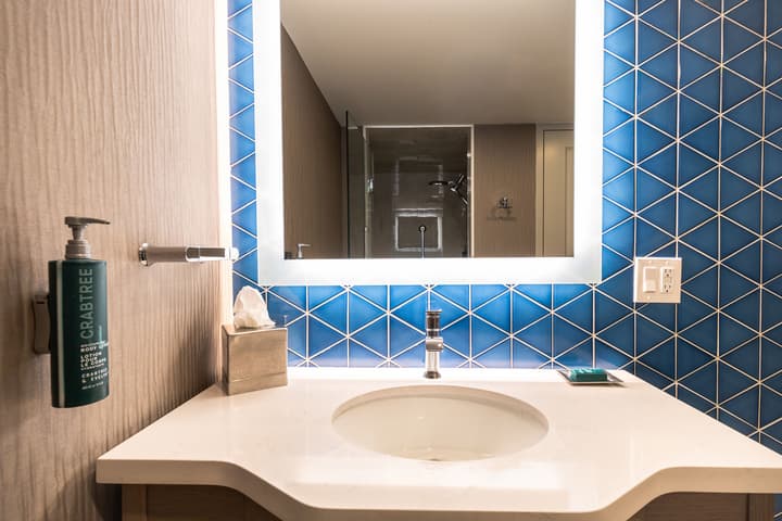 Hilton Niagara Falls/Fallsview Hotel & Suites