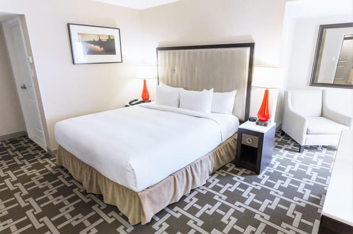 Hilton Niagara Falls/Fallsview Hotel & Suites
