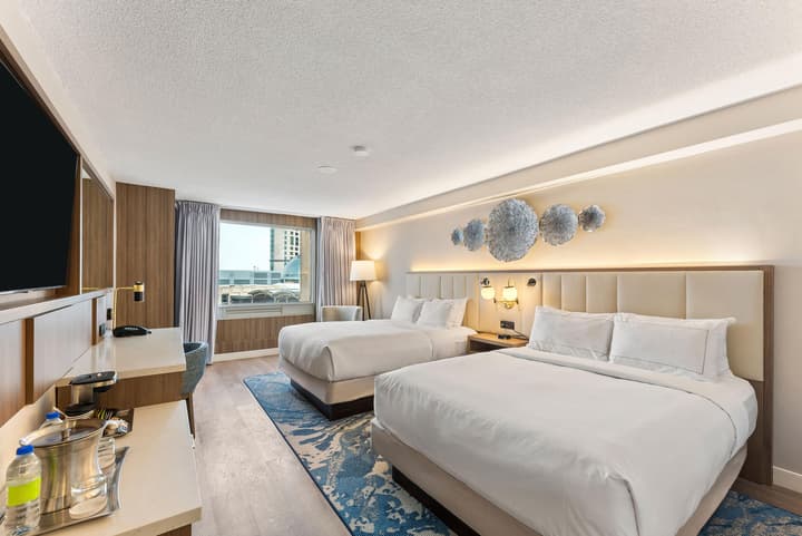 Hilton Niagara Falls/Fallsview Hotel & Suites