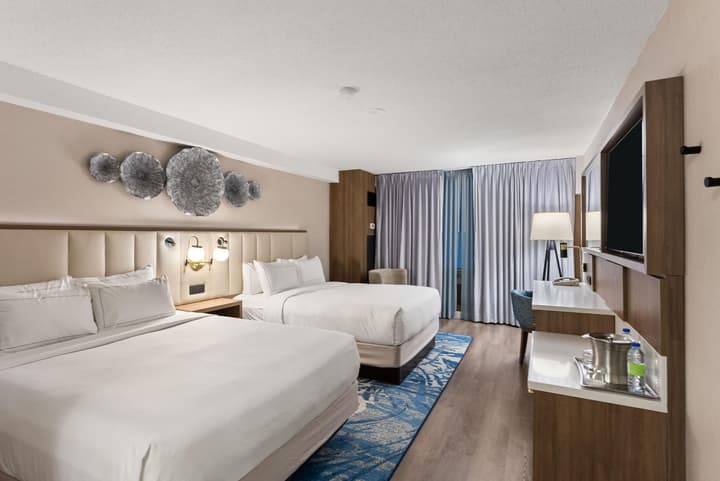 Hilton Niagara Falls/Fallsview Hotel & Suites
