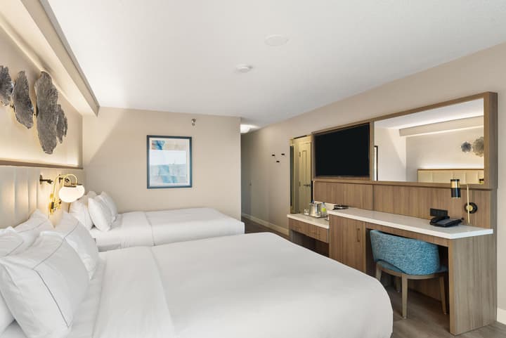 Hilton Niagara Falls/Fallsview Hotel & Suites