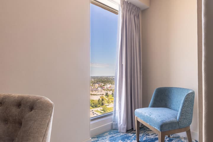 Hilton Niagara Falls/Fallsview Hotel & Suites