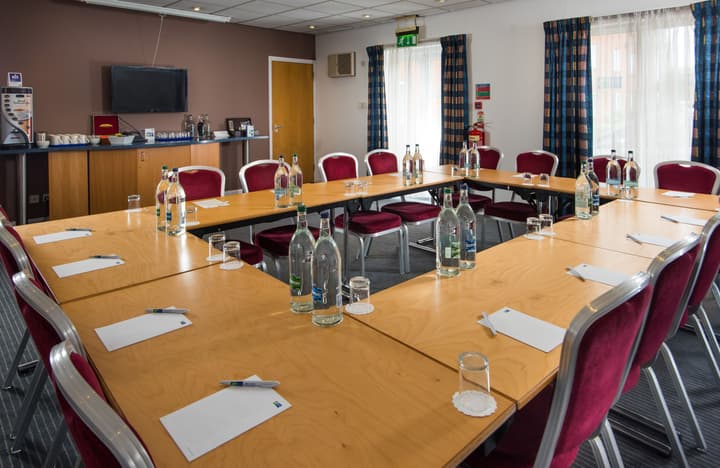 Holiday Inn Express Gloucester - South by IHG