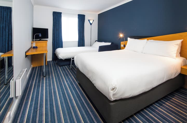 Holiday Inn Express Manchester East by IHG