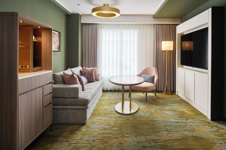 RIHGA Royal Hotel Osaka, Vignette Collection by IHG