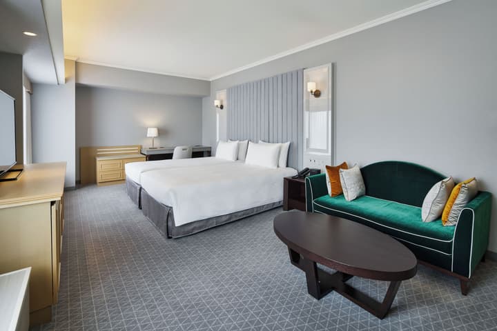 RIHGA Royal Hotel Osaka, Vignette Collection by IHG
