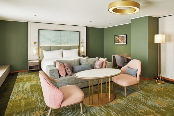 RIHGA Royal Hotel Osaka, Vignette Collection by IHG