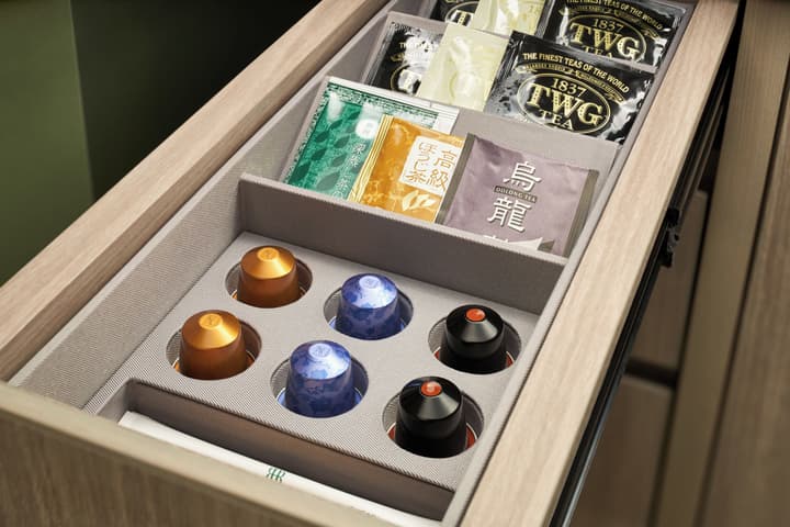 RIHGA Royal Hotel Osaka, Vignette Collection by IHG