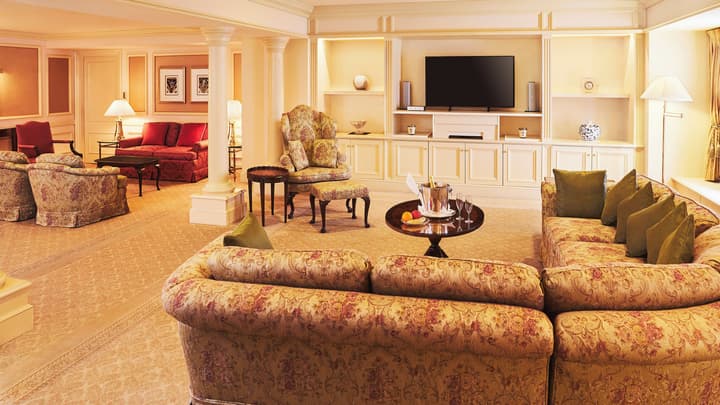 RIHGA Royal Hotel Osaka, Vignette Collection by IHG