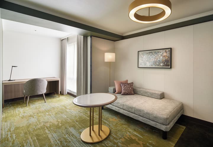 RIHGA Royal Hotel Osaka, Vignette Collection by IHG