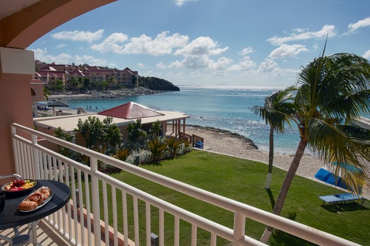Divi Little Bay Beach Resort