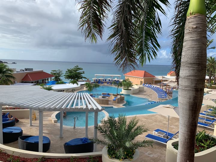 Divi Little Bay Beach Resort