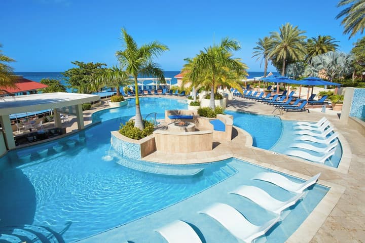 Divi Little Bay Beach Resort