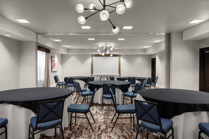 Hilton Garden Inn Phoenix Airport