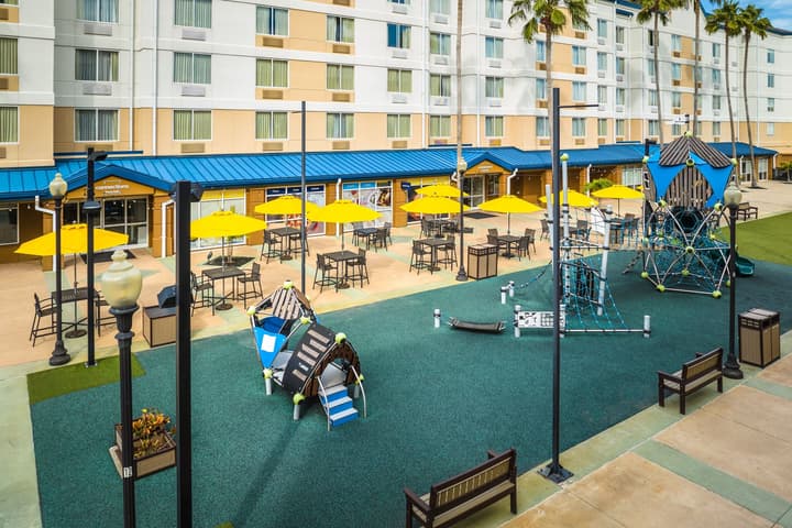 Fairfield Inn & Suites Lake Buena Vista in Marriott Village