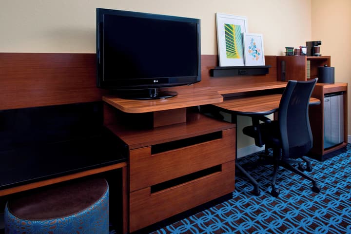 Fairfield Inn & Suites Lake Buena Vista in Marriott Village