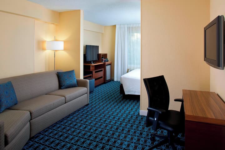 Fairfield Inn & Suites Lake Buena Vista in Marriott Village