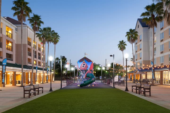 Fairfield Inn & Suites Lake Buena Vista in Marriott Village