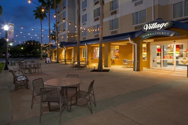 Fairfield Inn & Suites Lake Buena Vista in Marriott Village
