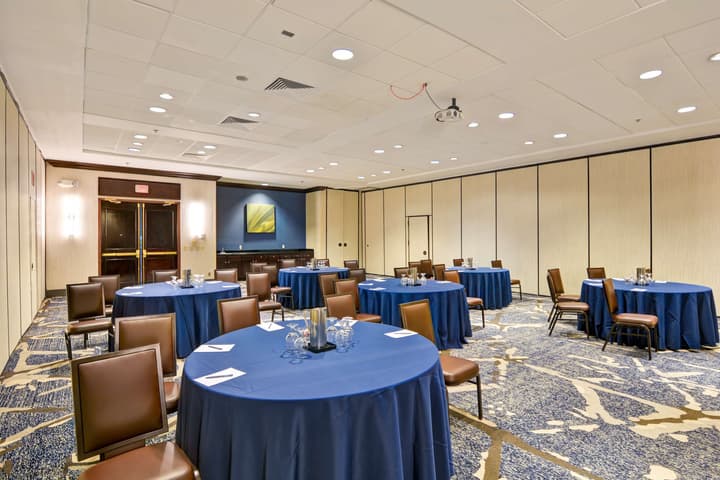 Embassy Suites by Hilton Orlando Downtown