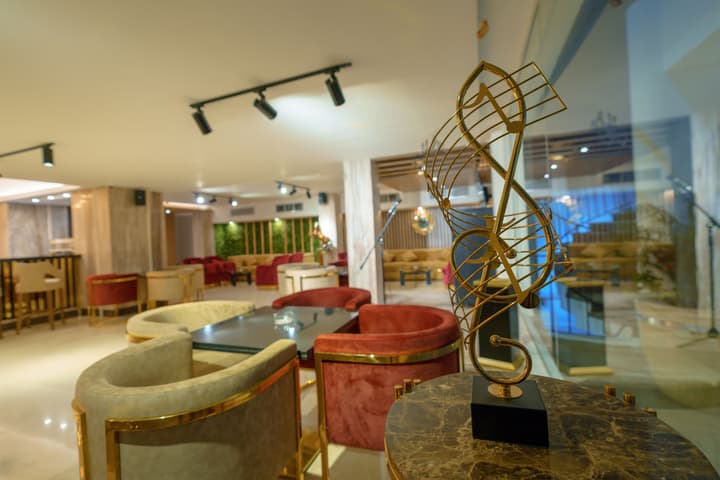 Minamark Resort & Spa, for families & couples only
