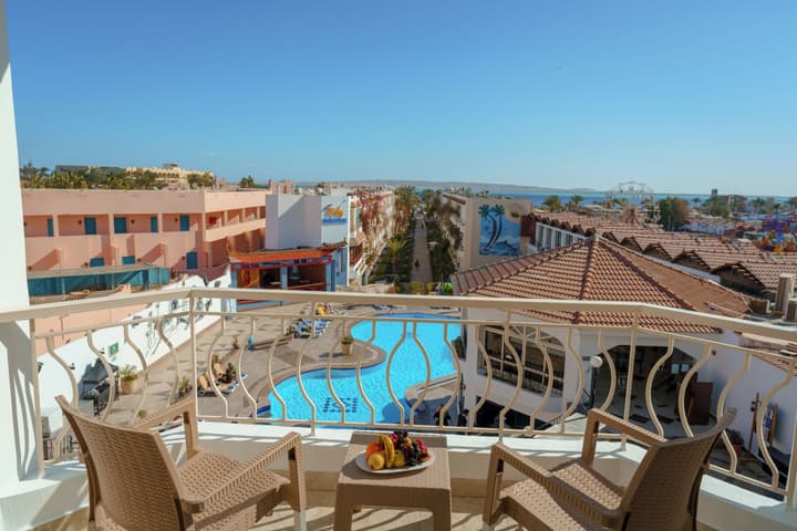 Minamark Resort & Spa, for families & couples only