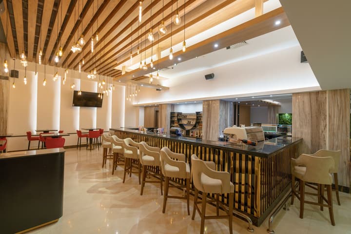 Minamark Resort & Spa, for families & couples only