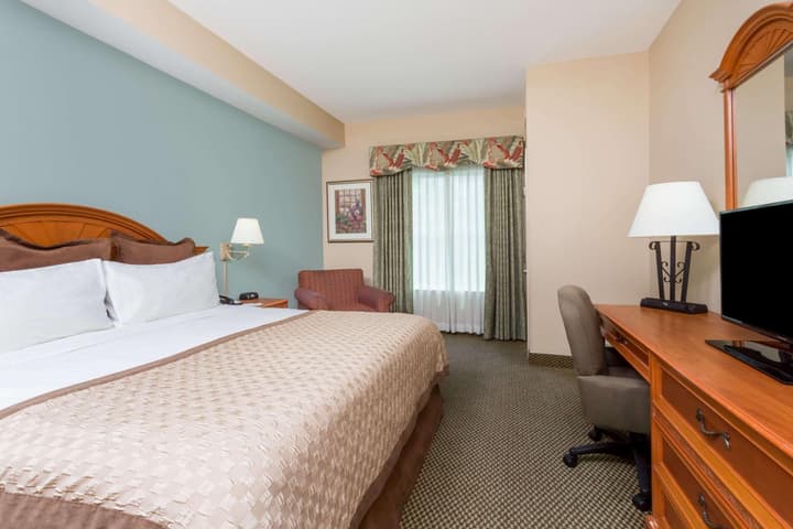 The Palms at 8303 - Lake Buena Vista