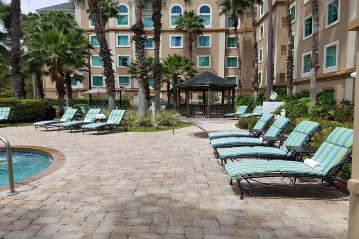 The Palms at 8303 - Lake Buena Vista