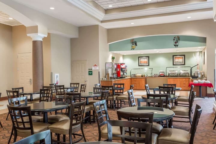 The Palms at 8303 - Lake Buena Vista