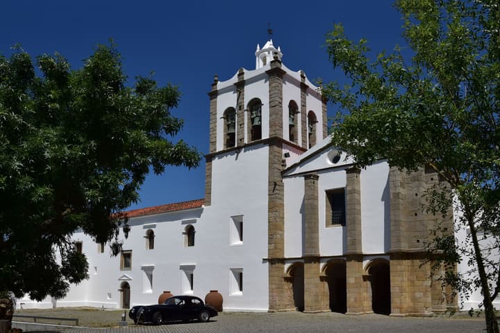 Pousada Convento de Arraiolos - Historic Hotel