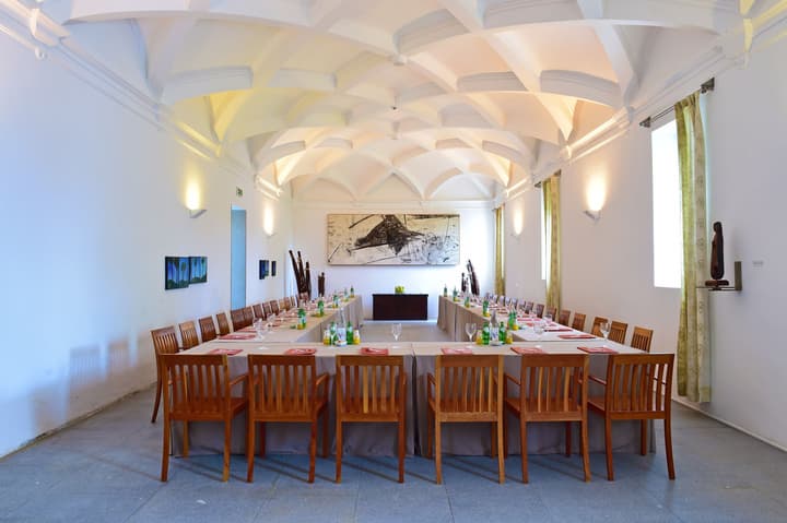 Pousada Convento de Arraiolos - Historic Hotel