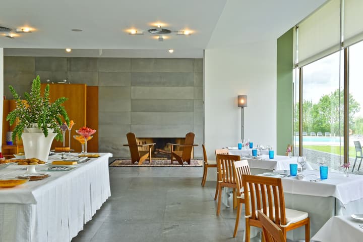 Pousada Convento de Arraiolos - Historic Hotel