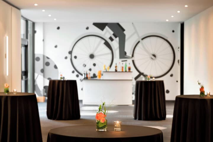 Hotel PUR Quebec, a Tribute Portfolio Hotel