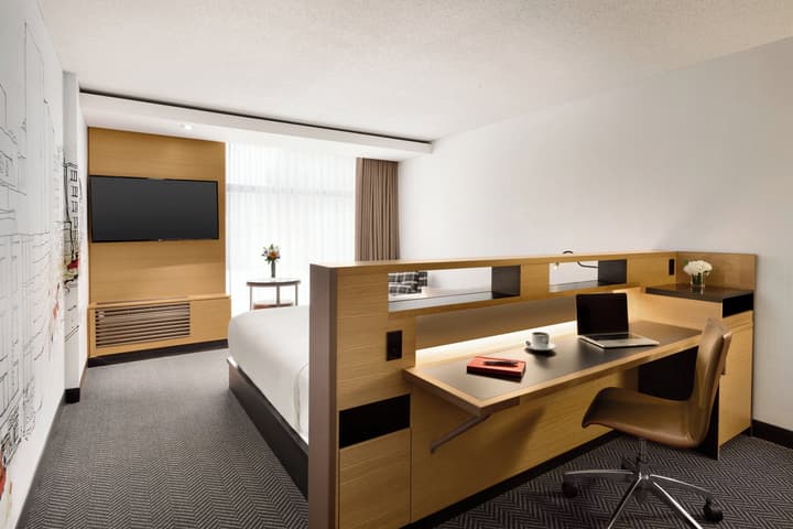 Hotel PUR Quebec, a Tribute Portfolio Hotel