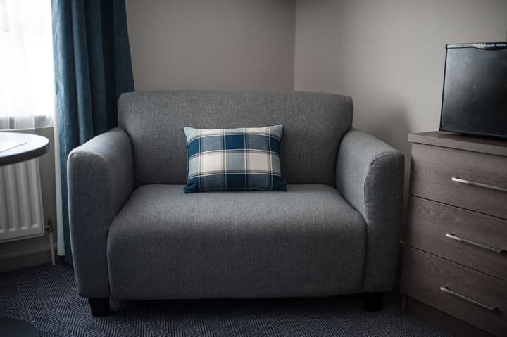 Waterfoot Hotel