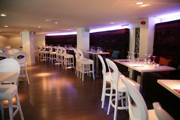 Waterfoot Hotel