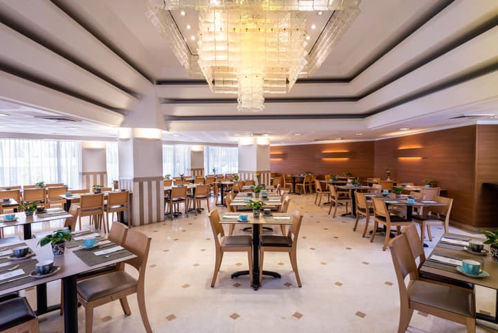 Prima Kings Hotel