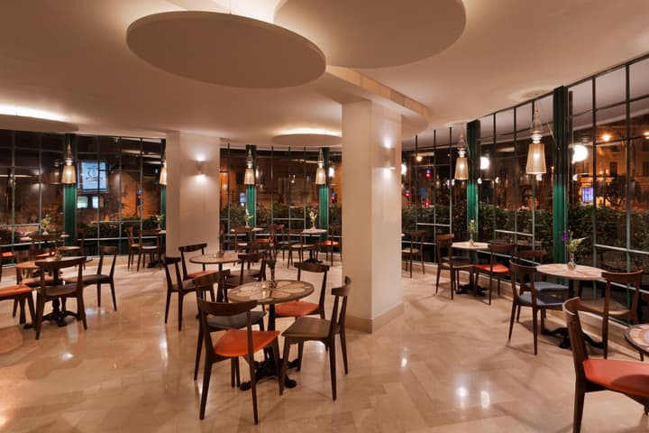 Prima Kings Hotel